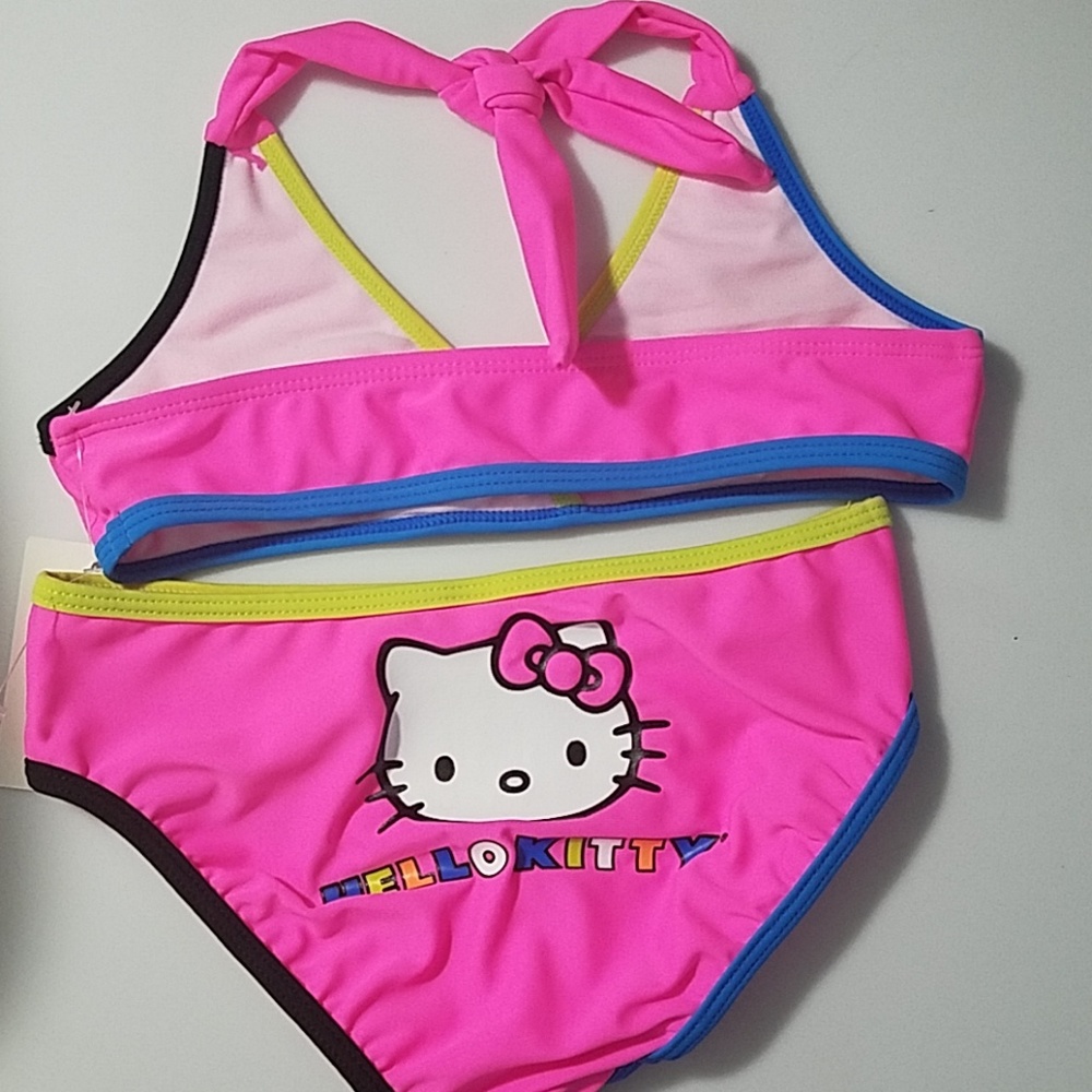 🆕️ Hello Kitty Girls Two Piece - Picture 2 of 3